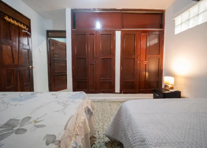Casa Caribe, Excellent Location In Bocagrande